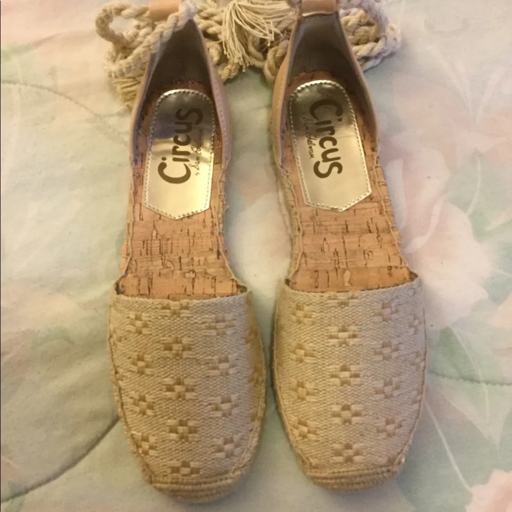 Circus by Sam Edelman Beige Espadrille Lace-Up Flats